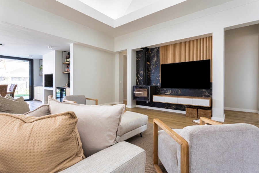 4 Bedroom Property for Sale in Pearl Valley at Val de Vie Western Cape